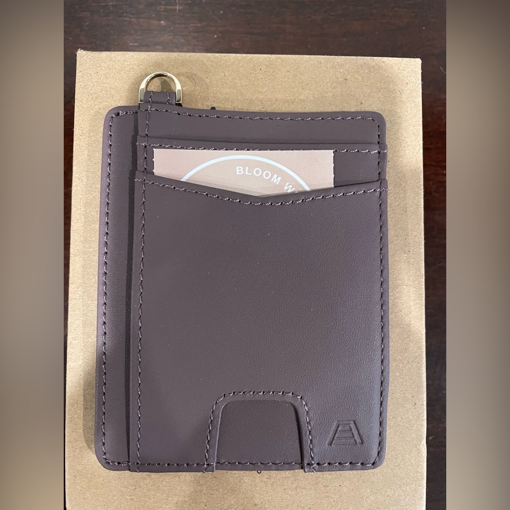 Andar Denner PLUM! NWT